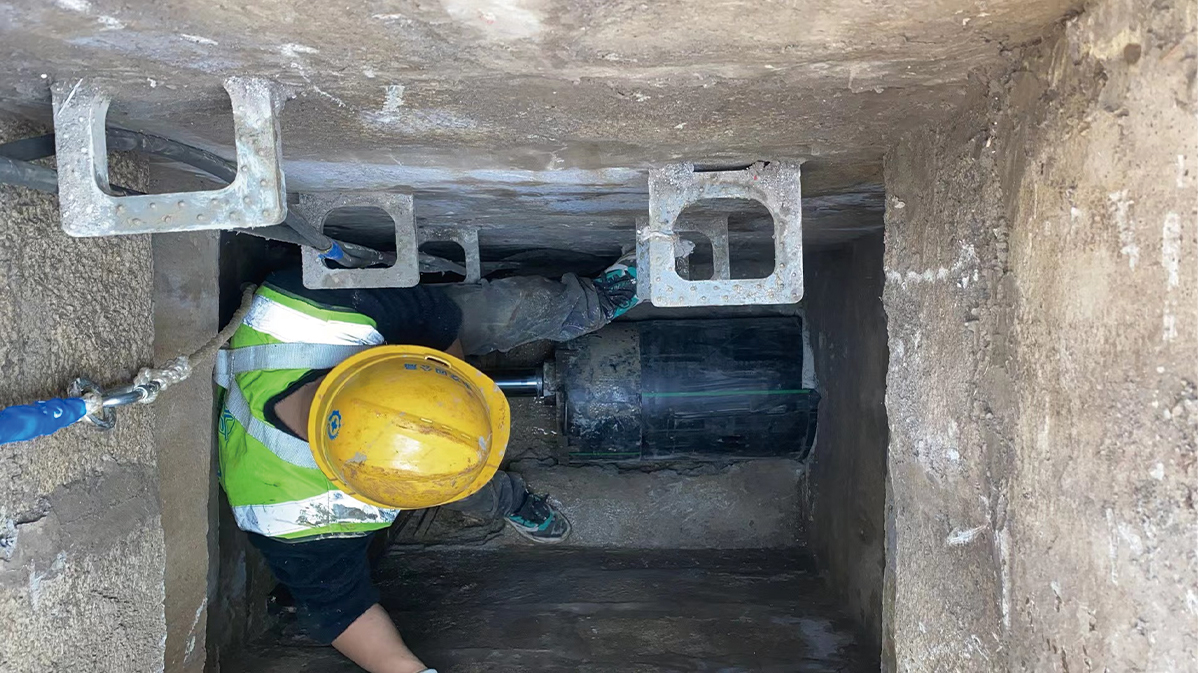 月湖HDPE短管内衬法